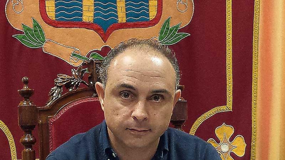 El concejal de Hacienda en el Ayuntamiento de Aranda, Emilio Berzosa.-L.V.