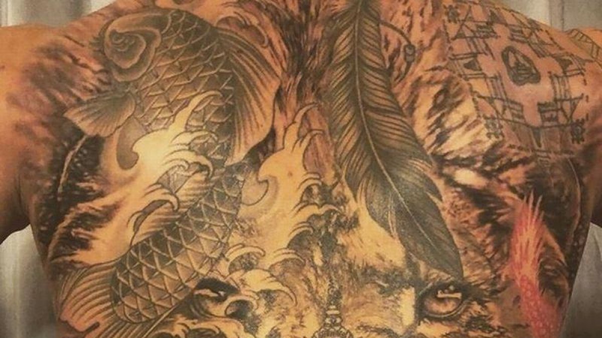 Nuevo tatuaje de Zlatan Ibrahimovic.-EL PERIÓDICO