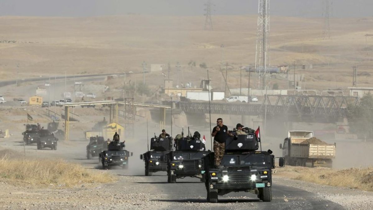Fuerzas del ejercito iraquí avanzan sobre Mosul, en octubre del 2016.-EFE