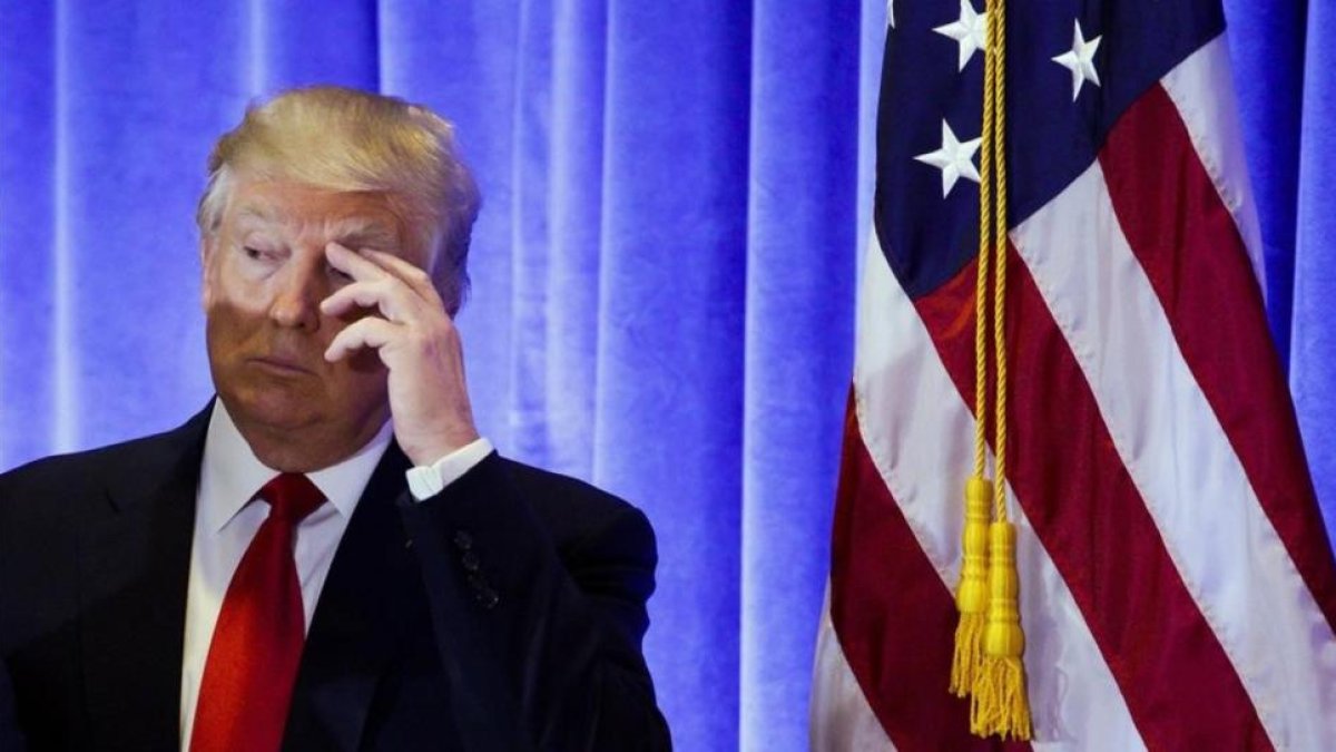 Donald Trump, en una conferencia de prensa en Nueva York, el 11 de enero.-EFE / JUSTIN LANE