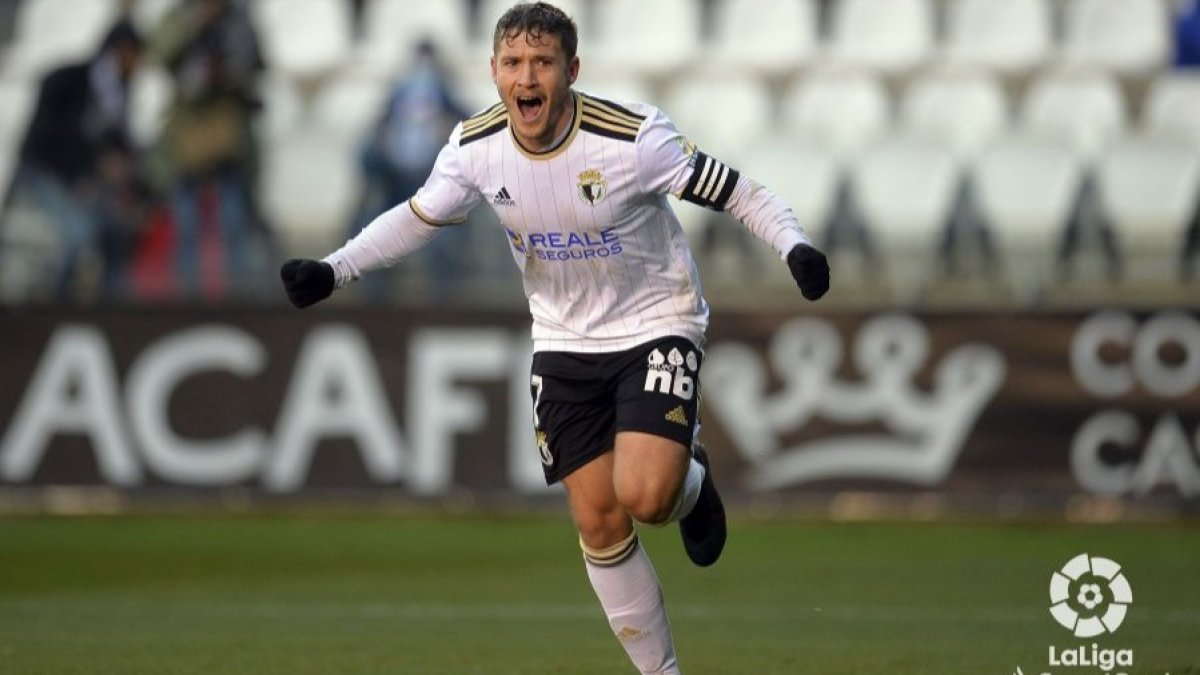 Juanma celebra un gol. LALIGA