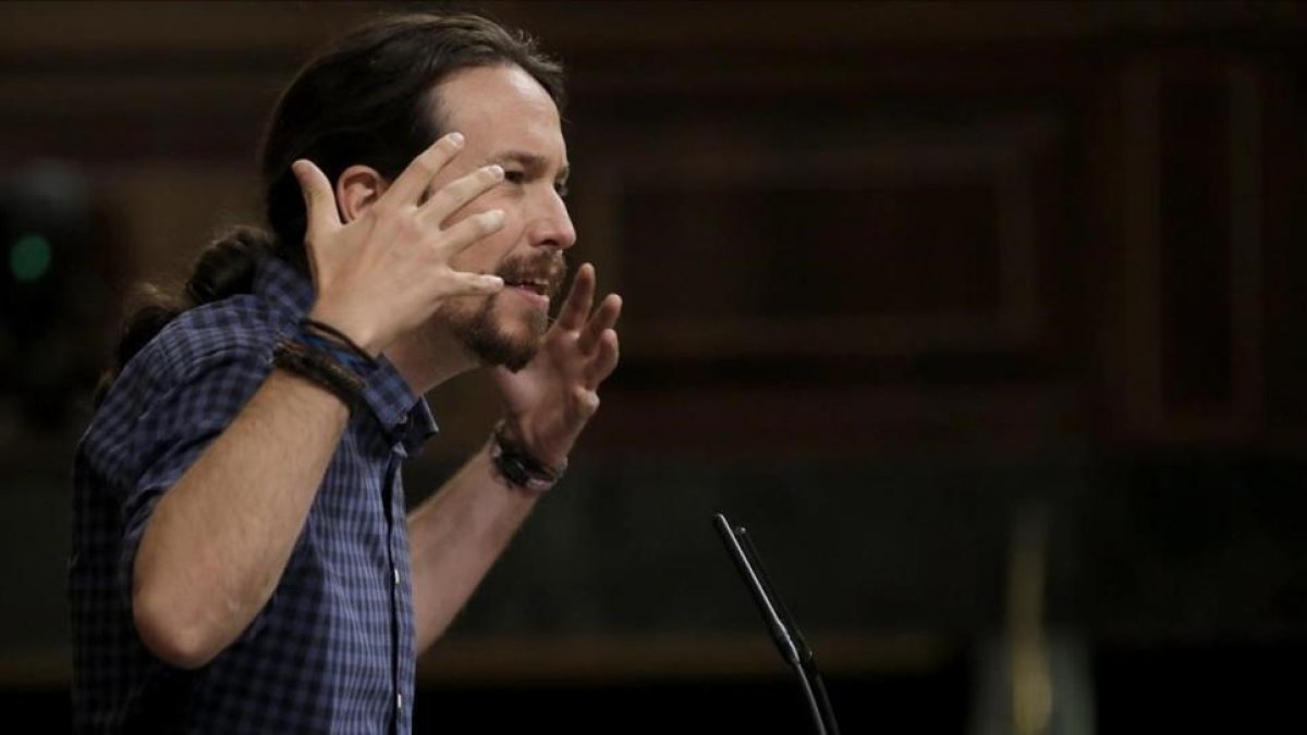 Pablo Iglesias interviene en el pleno del Congreso.-JOSÉ LUIS ROCA