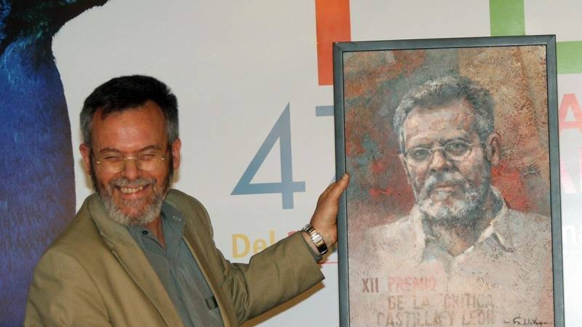 El escritor burgalés José Antonio Abella.