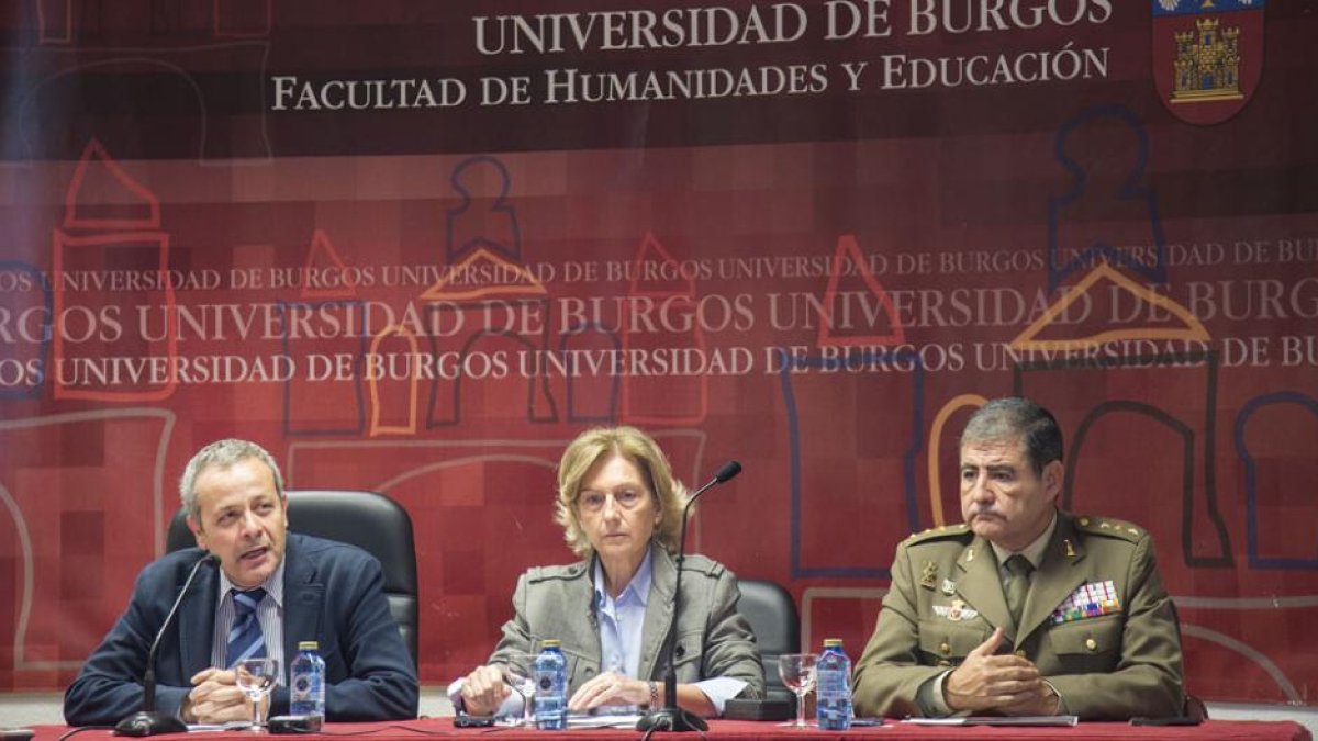 René Payo, Cristina Borreguero y Jesús María Cirujano.-ICAL