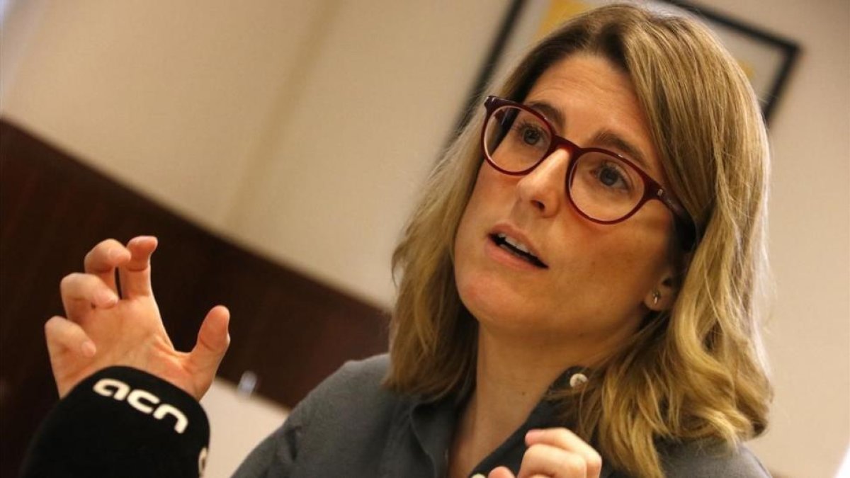Elsa Artadi, portavoz de JxCAT, durante la entrevista a la ACN.-RAFA GARRIDO (ACN)
