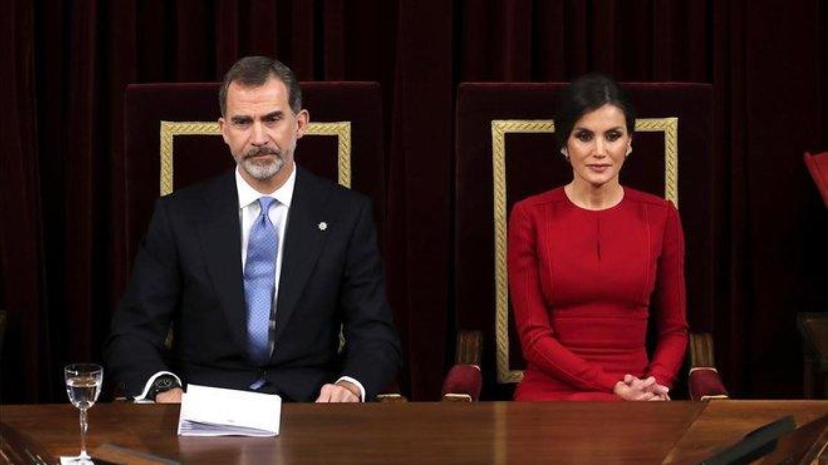 El rey Felipe VI y la reina Letizia, en una imagen de archivo. /-EFE