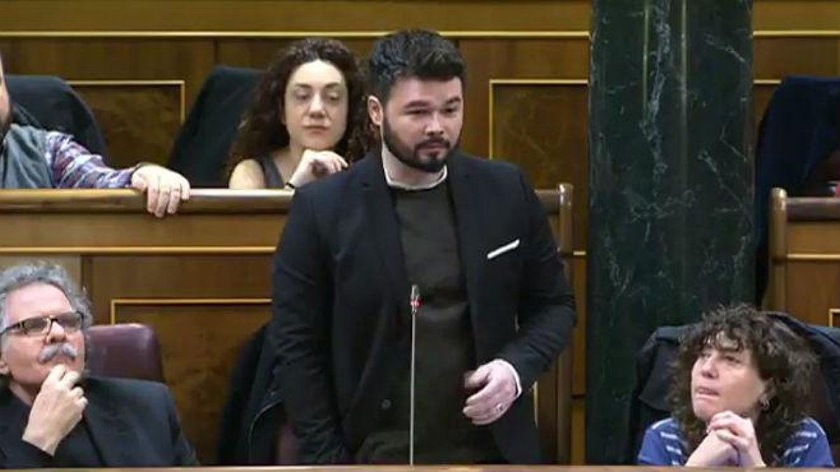 Rufián pregunta a Rajoy sobre la judialización del proceso soberanista.-CONGRESO DE LOS DIPUTADOS