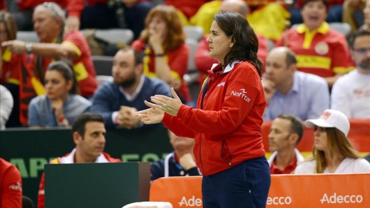 Conchita Martínez en el partido contra Croacia de la Copa Davis.-AFP