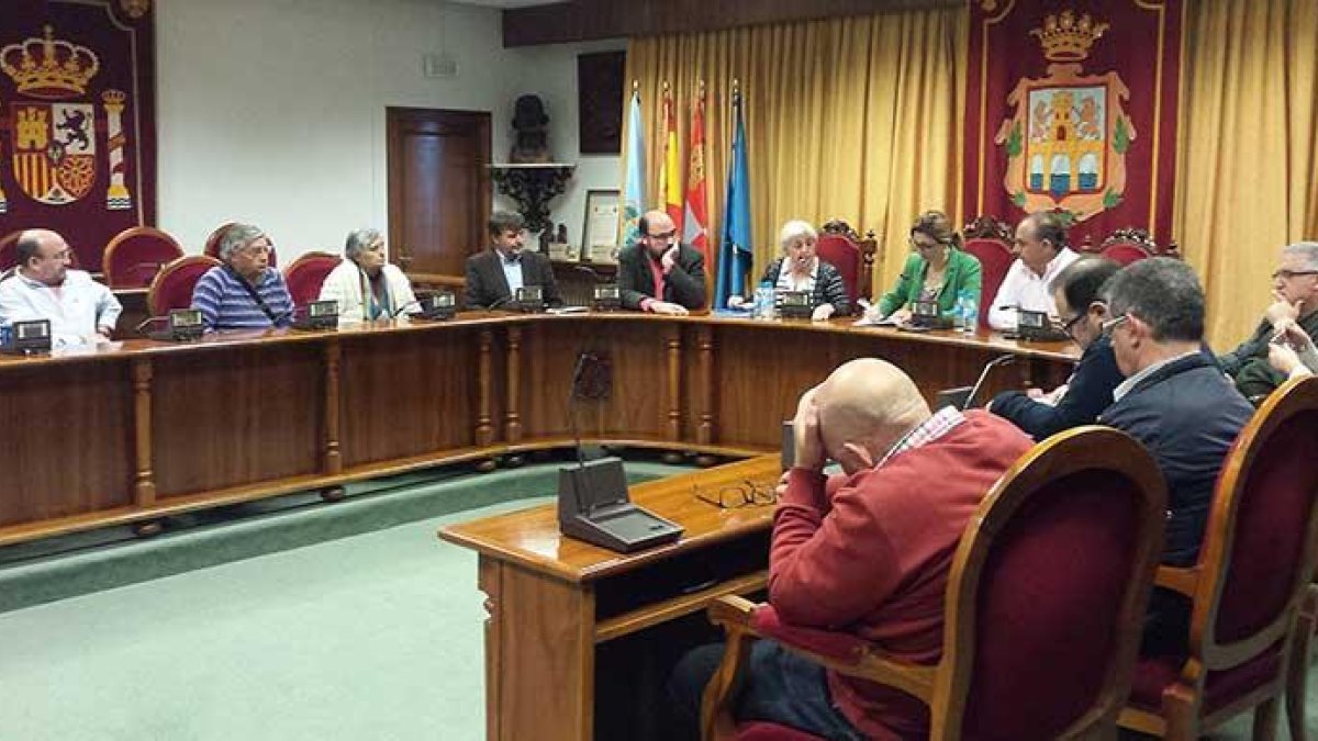 La alcaldesa de Aranda, Raquel González, deberá someter la propuesta a votación durante el próximo pleno.-L.V.