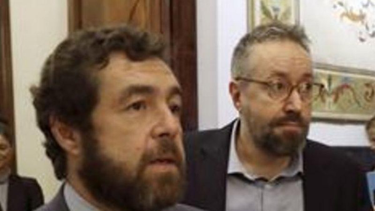Los diputados de Ciudadanos Miguel Gutiérrez y Juan Carlos Girauta.-EFE / J. J. GUILLÉN