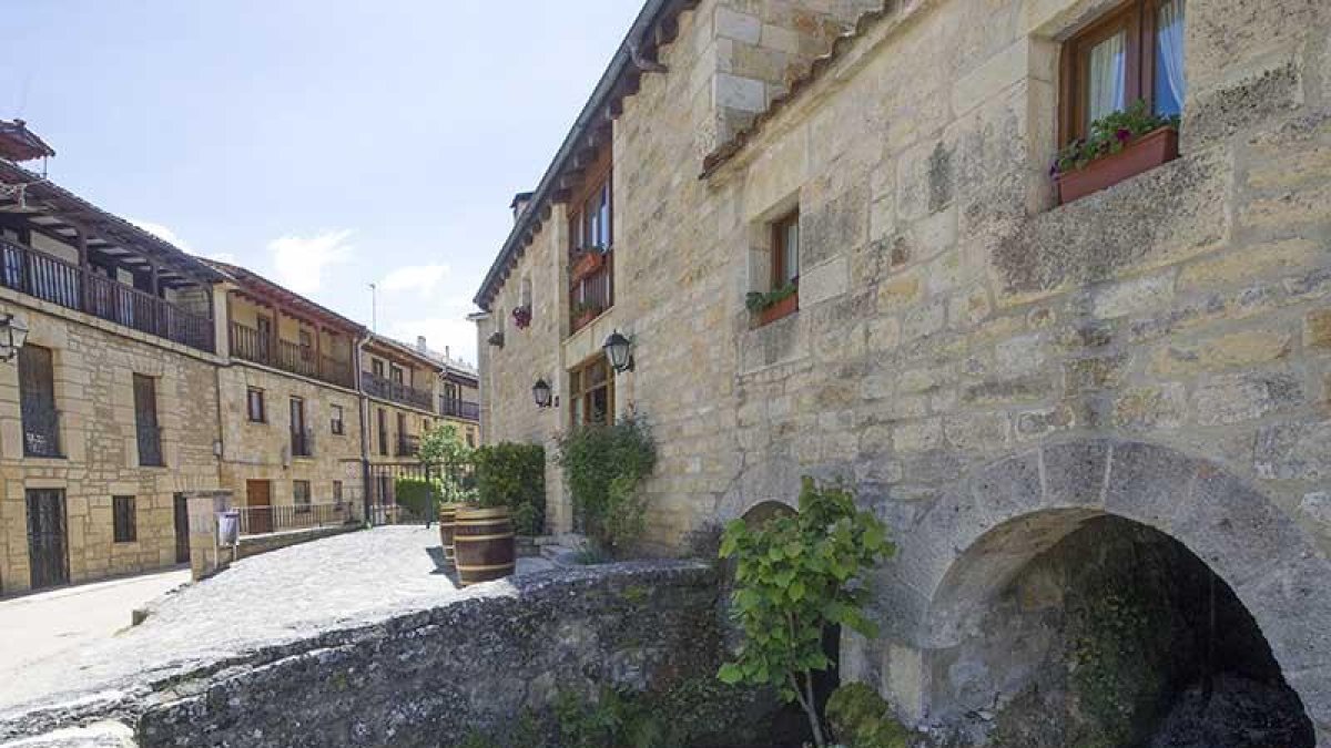 La arquitectura es uno de los principales atractivos del Valle.-ISRAEL L. MURILLO