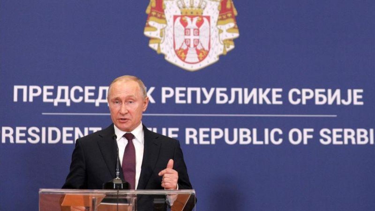 El presidente de Rusia, Vladimir Putin, en una rueda de prensa en Serbia.-REUTERS / STOYAN NENOV