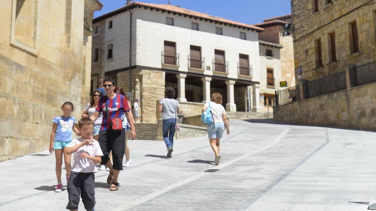 La localidad ha buscado mantener su historia y patrimonio, siendo miles de visitas la que recibe anualmente . ICAL