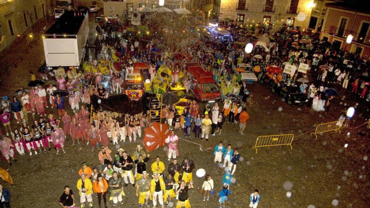 El aumento de peticiones de los pueblos para organizar sus fiestas ha llevado a la Diputación a incrementar la ayuda.-ECB
