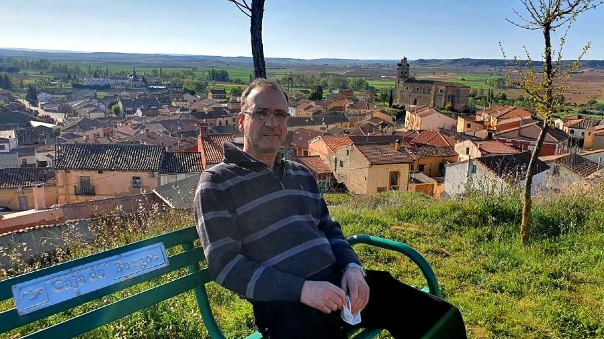 Luciano Burgos, alcalde de La Aguilera. L. V.