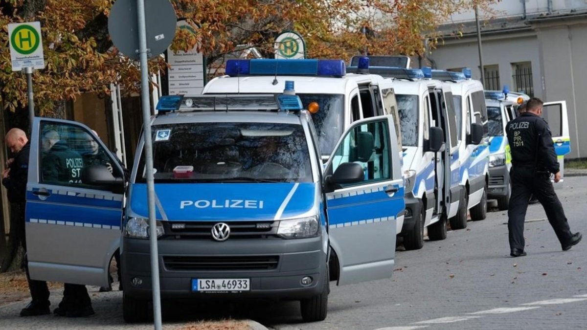Refuerzo policial en Sajonia-SEBASTIAN WILLNOW