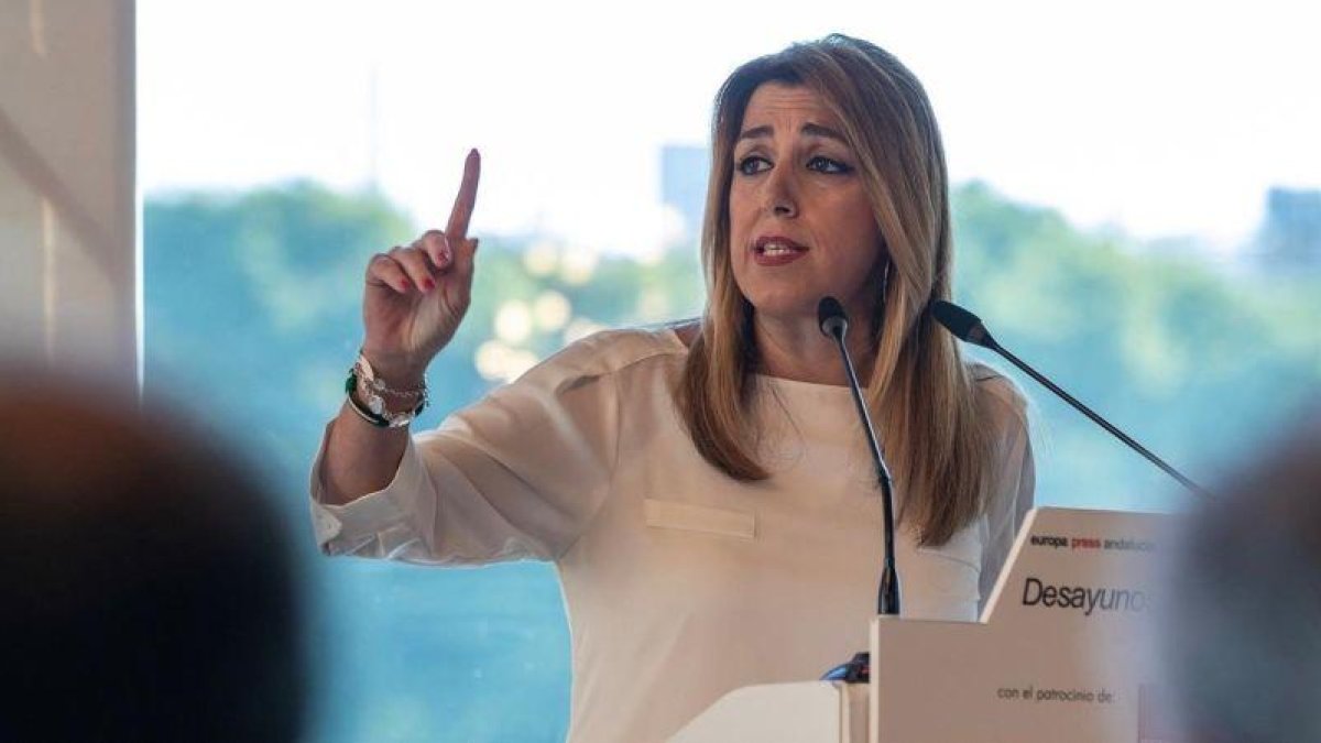 La presidenta de la Junta de Andalucía, Susana Díaz, durante un desayuno informativo de Europa Press este miércoles en Sevilla.-EFE
