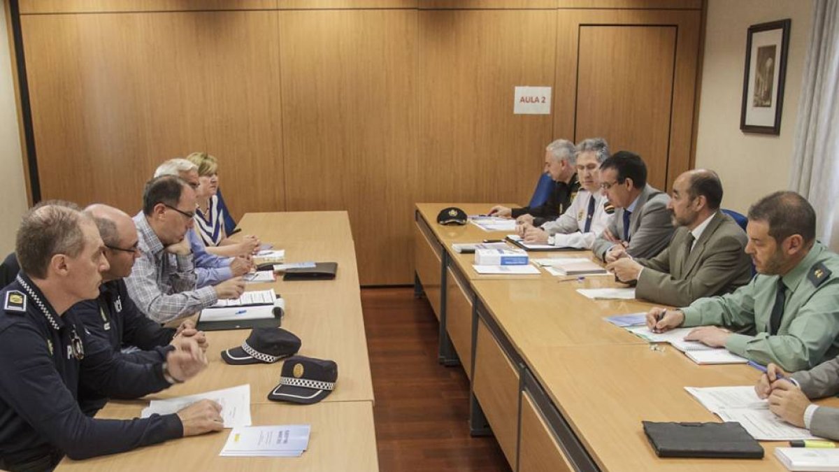 Reunión preparatoria de la jornada electoral del próximo 24 de mayo.-SANTI OTERO