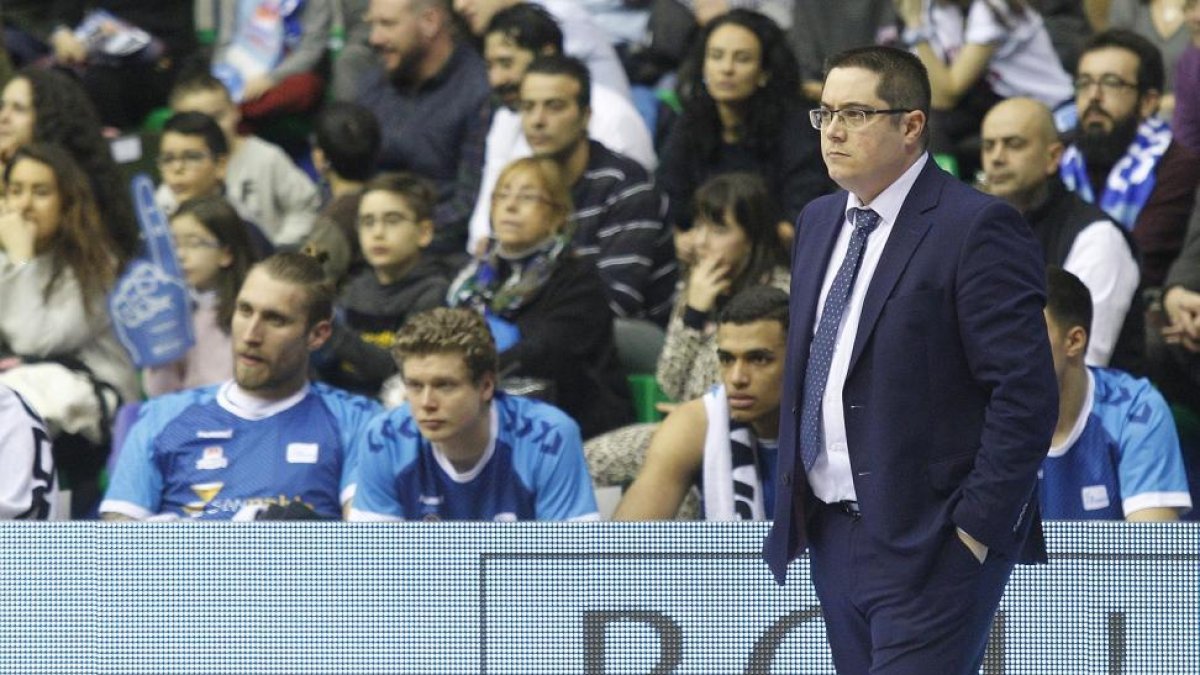 Diego Epifanio 'Epi', entrenador del San Pablo Burgos.-SANTI OTERO