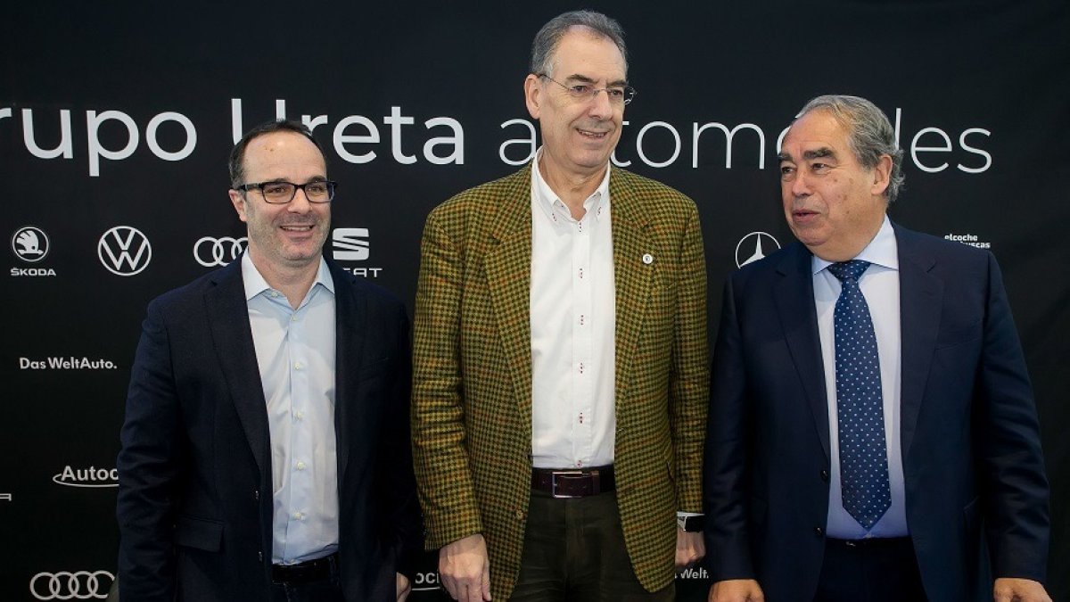 Diego Ocampo, Miguel Ángel Benavente y Fernando Andrés confían en que el UBU Tizona gane la final de la Copa LEB Plata. TOMÁS ALONSO