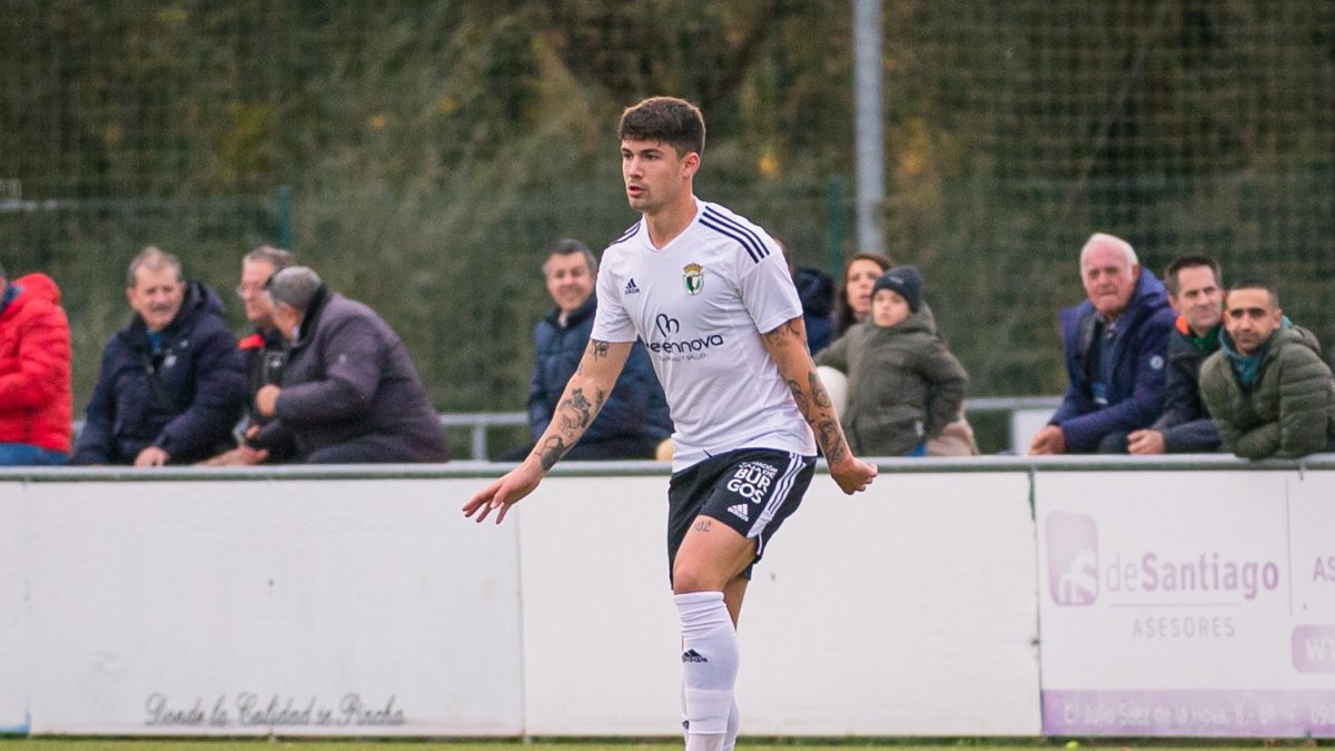 Dani Munguía con la camiseta del filial blanquinegro. BURGOS CF