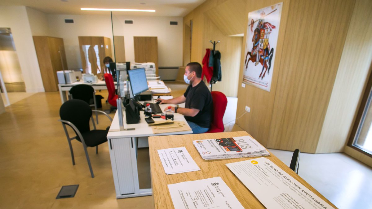 Oficina de Atención al Contribuyente (BAC) de Gamonal. TOMÁS ALONSO