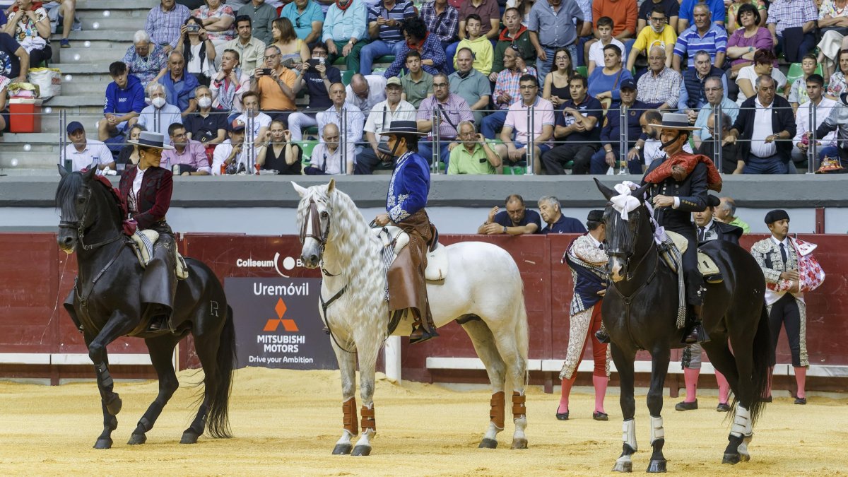 Importante tarde Leonardo Oficio de Lea Vicens y raza del burgalés Óscar Borjas. SANTI OTERO