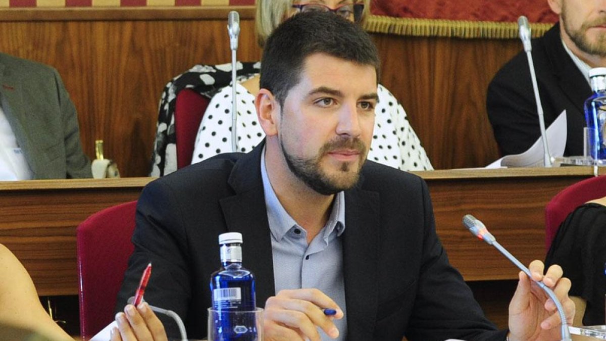 El concejal de Hacienda, David Jurado, durante un Pleno municipal.-ISRAEL L. MURILLO