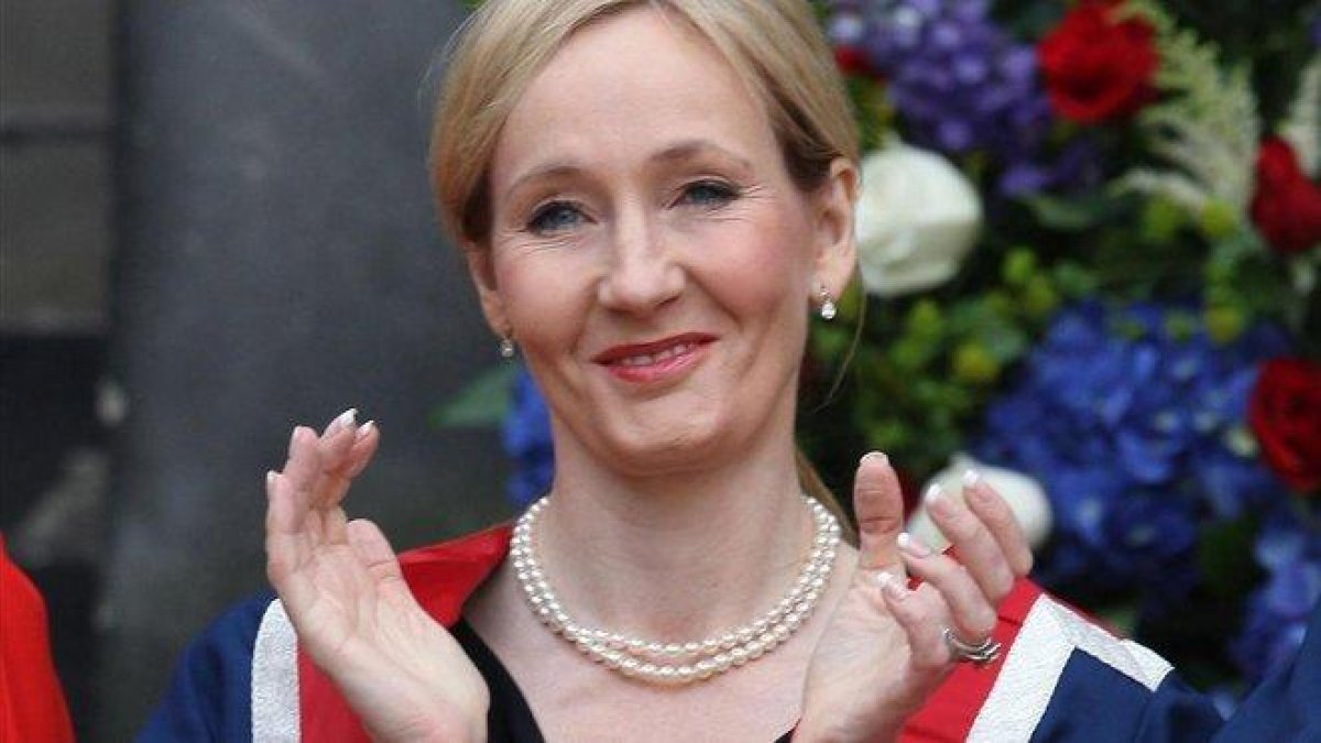Una imagen de J. K. Rowling en Edimburgo.-AFP / DAVID CHESKIN