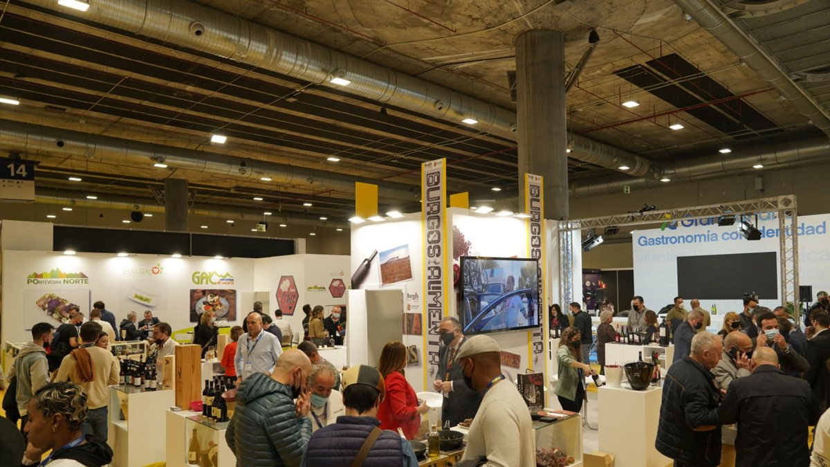Concurrido stand burgalés en Madrid Fusión. BURGOS ALIMENTA