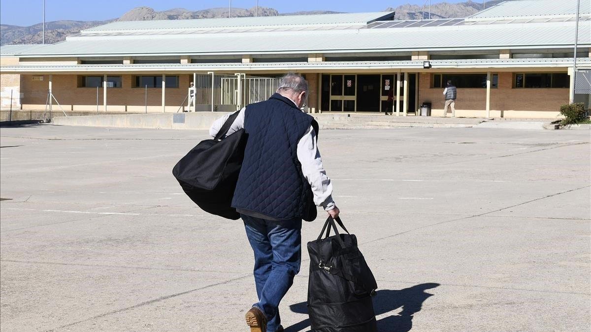 Rato, entrando a Soto del Real-VÍCTOR LLERENA