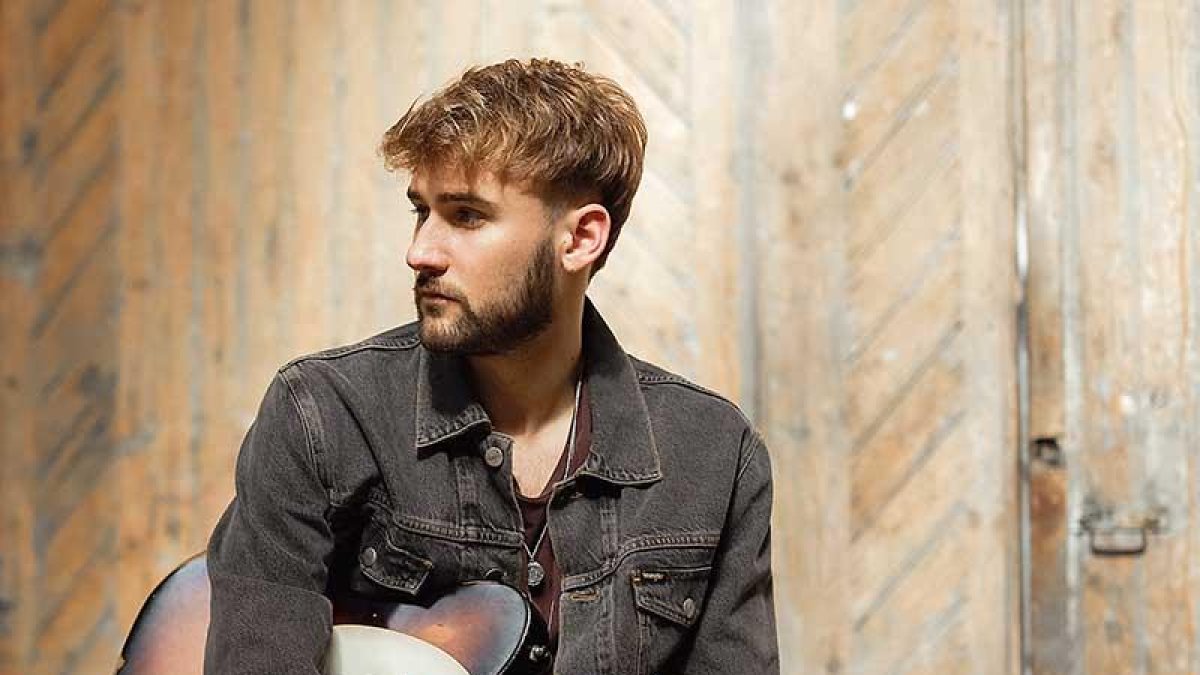 El cantante Dani Fernández, ex miembro de la banda Auryn.-ECB