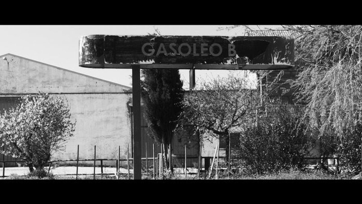 Fotograma de ‘El sueño del oro negro’, documental sobre el pozo petrolífero de La Lora, en Burgos. OBJETIVO FAMILY