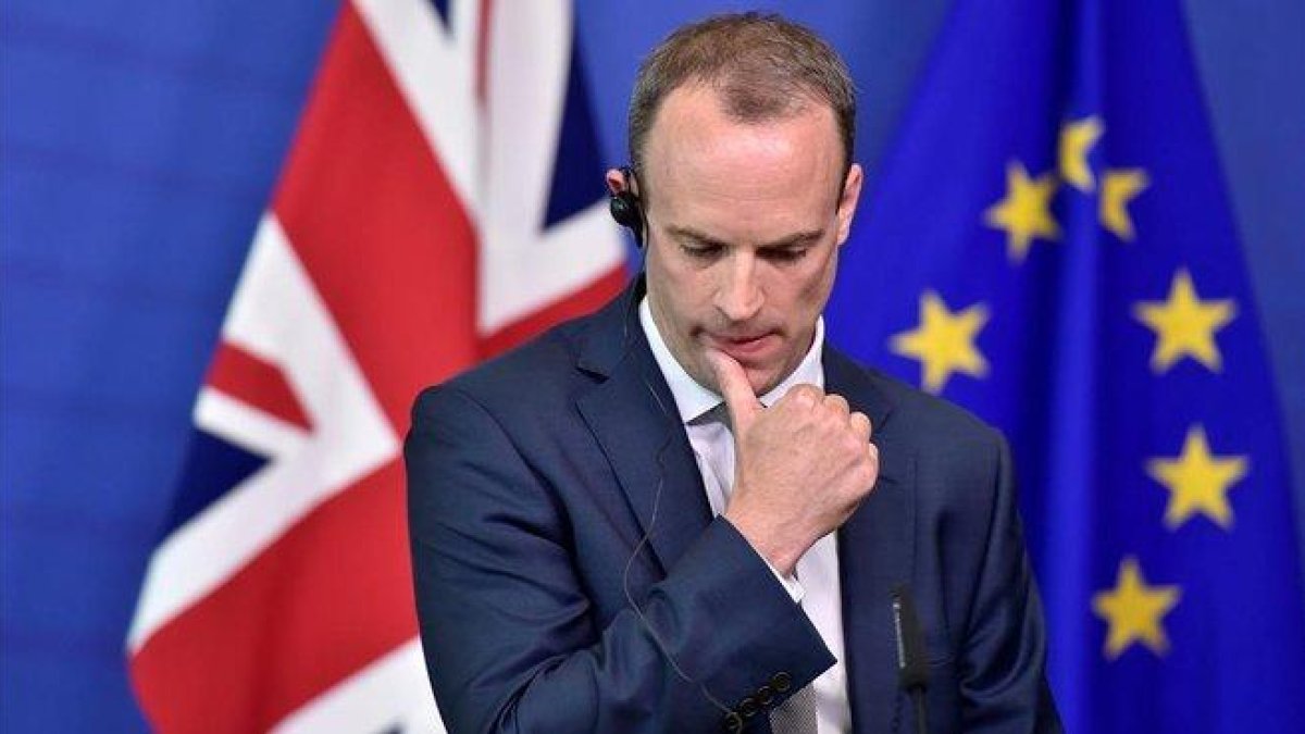 Dominic Raab, hasta hoy, negociador británico para el Brexit-
