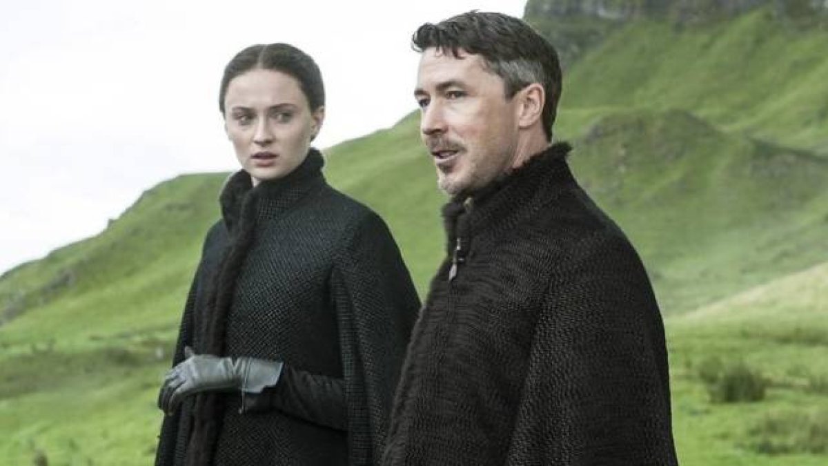 Sophie Turner y Aidan Gillen, en la quinta entrega de 'Juego de tronos'.-Foto: HBO