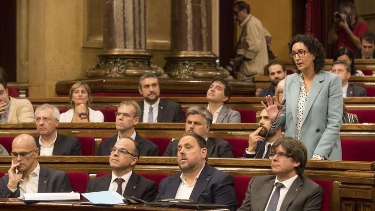 En la imagen la portavoz de JxSí, Marta Rovira.-EFE
