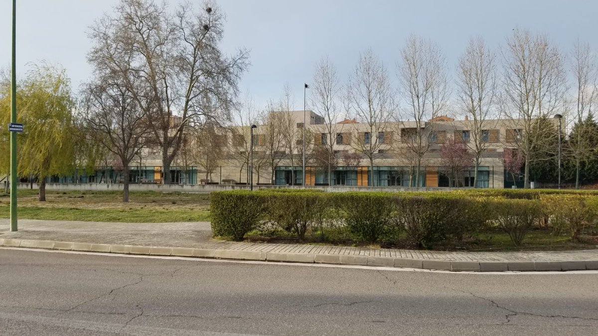 La residencia de ancianos Virgen de las Viñas es de titularidad autonómica y cuenta con 120 plazas. L. V.