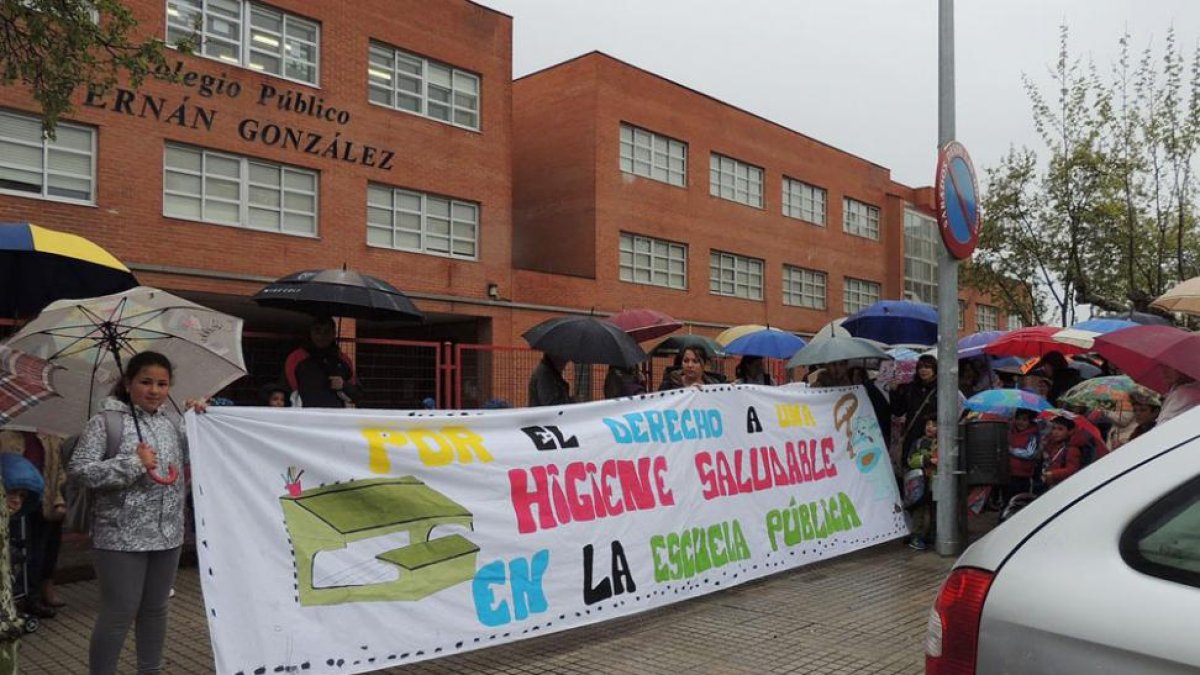 Pese a la lluvia ninguna familia quiso faltar.-L. V.