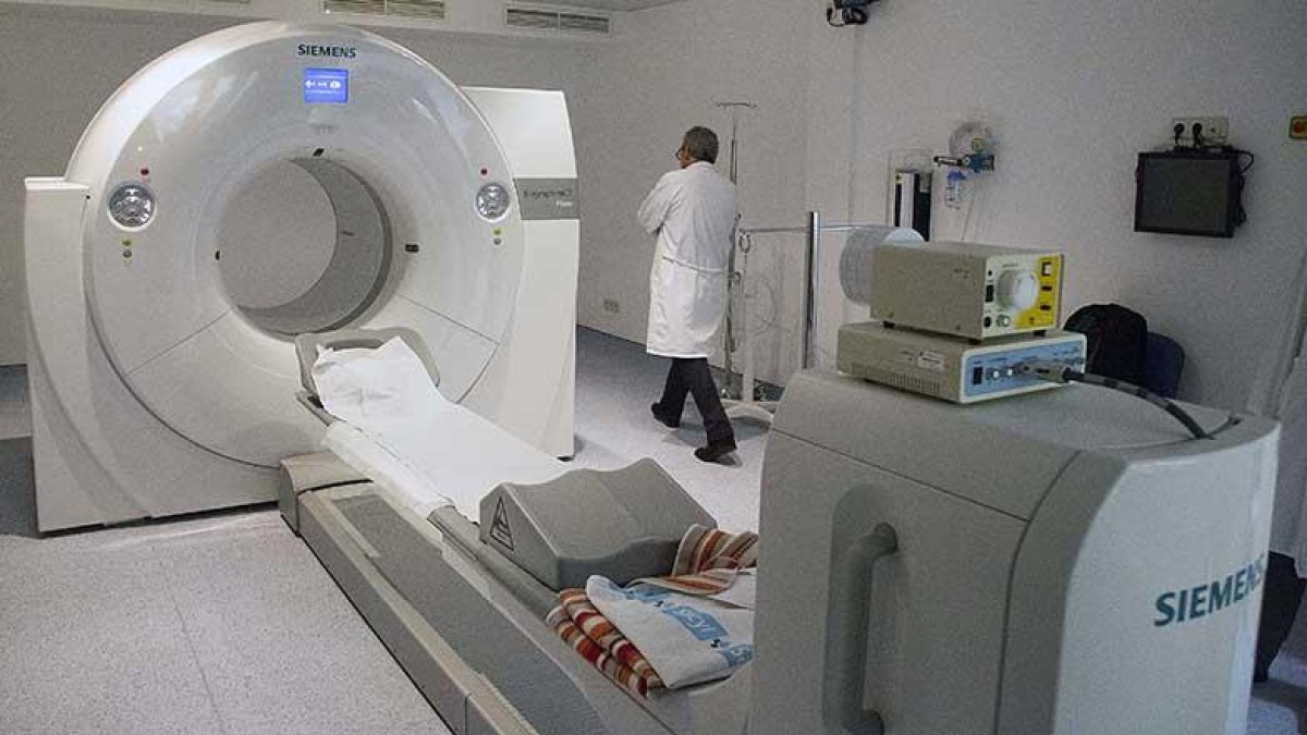 El Complejo Asistencial Universitario de Salamanca cuenta con una unidad de PET TAC desde finales del año 2014.-ICAL