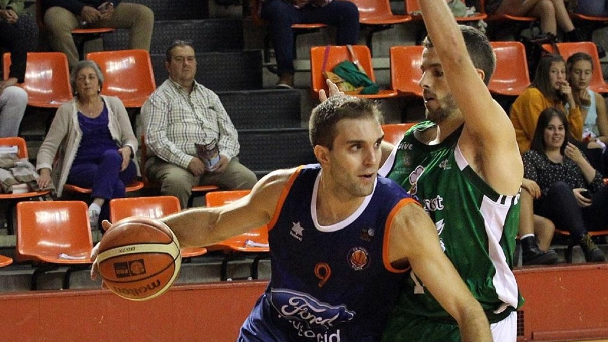 Iván Martinez remonta línea de fondo. RAÚL OCHOA