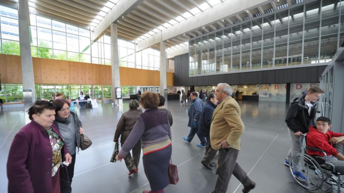 Imagen del interior del Hospital Universitario de Burgos.-ISRAEL L. MURILLO