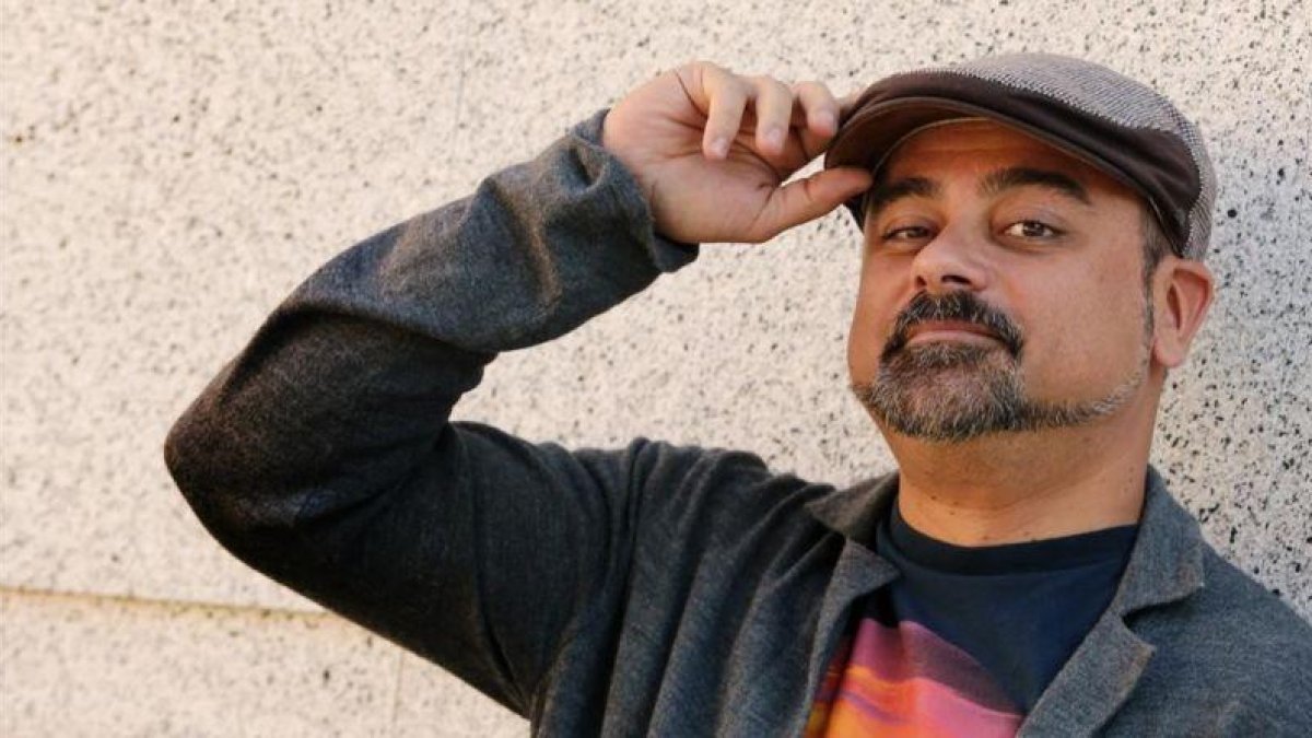El rapero Nach, en el centro cultural Galileo de Madrid, donde presentó su debut como poeta, 'Hambriento' (Planeta).-JUAN MANUEL PRATS