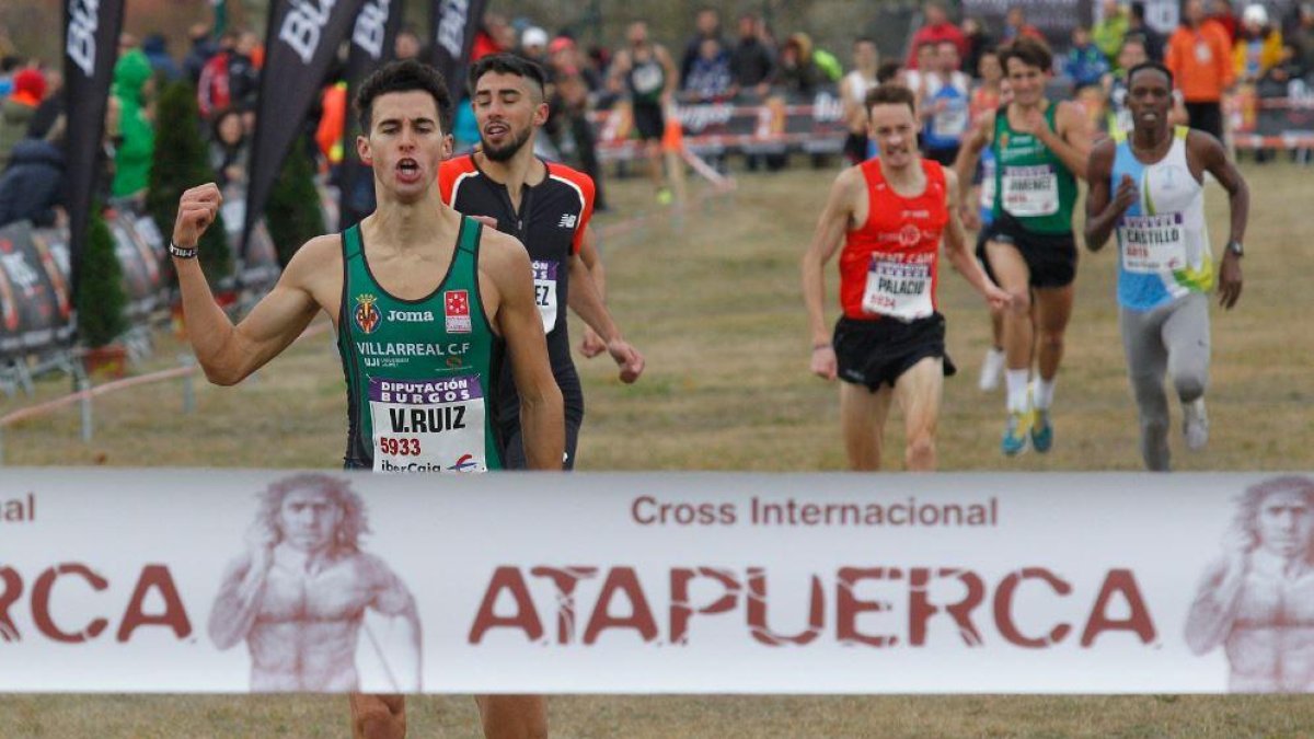 Víctor Ruiz y Saúl Ordóñez lograron el billete para el Europeo en el cross corto-Santi Otero