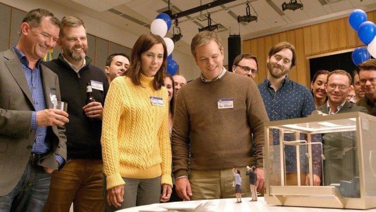 Kristen Wiig y Matt Damon, en una imagen de Downsizing, de Alexander Payne.-EL PERIÓDICO