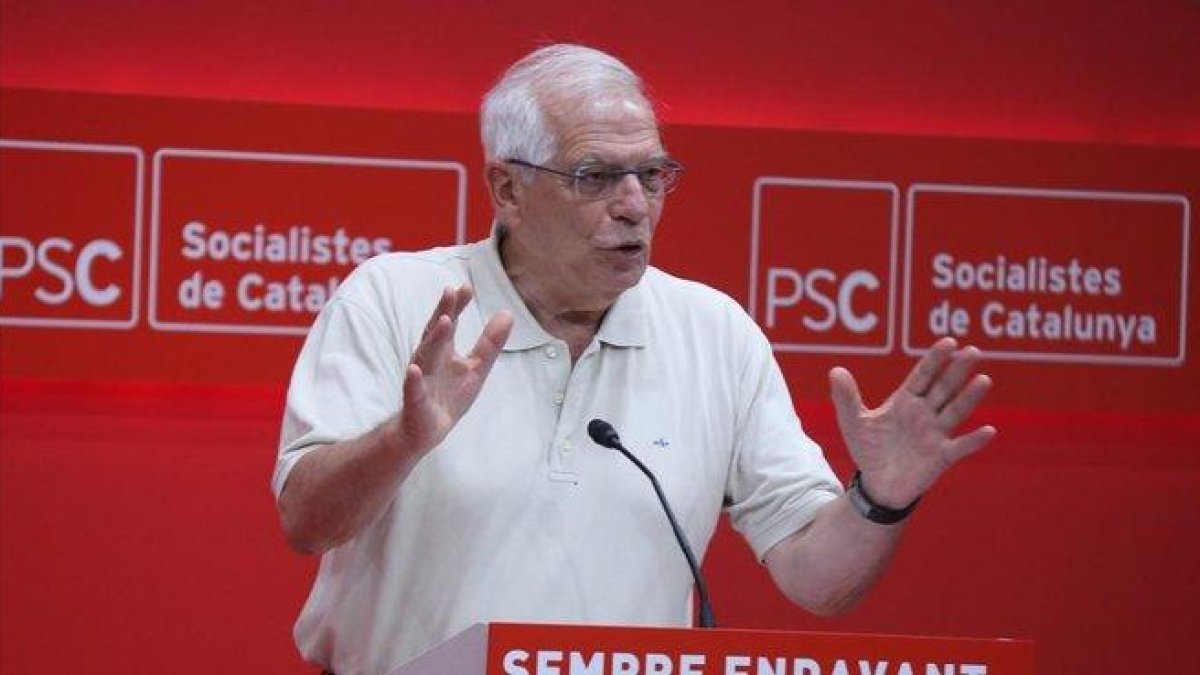 Josep Borrell, este sábado en Barcelona.-MARIONA PUIG / ACN