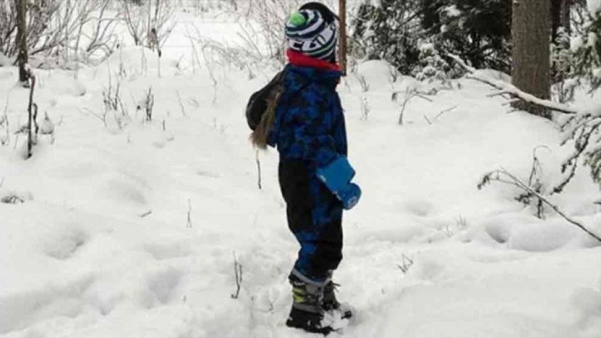 El hijo mayor de Messi, Thiago, disfrutando de la nieve en Finlandia, en una imagen que ha sido borrada posteriormente.-INSTAGRAM / ANTONELLA ROCUZZO