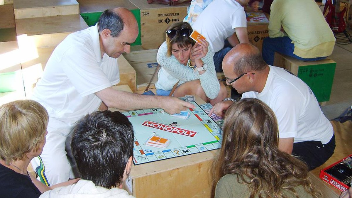Durante el campamento se organizan actividades como los juegos.-ECB