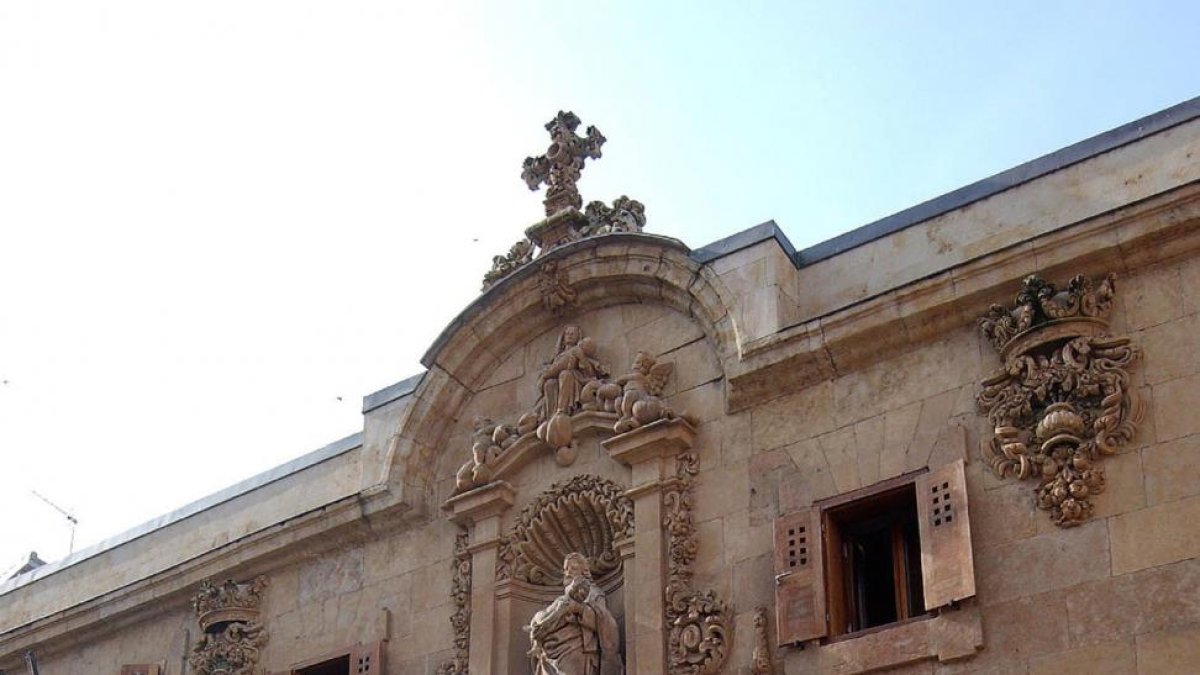 Edificio de Salamanca que alberga el Archivo general de la Guerra Civil Española.-ICAL