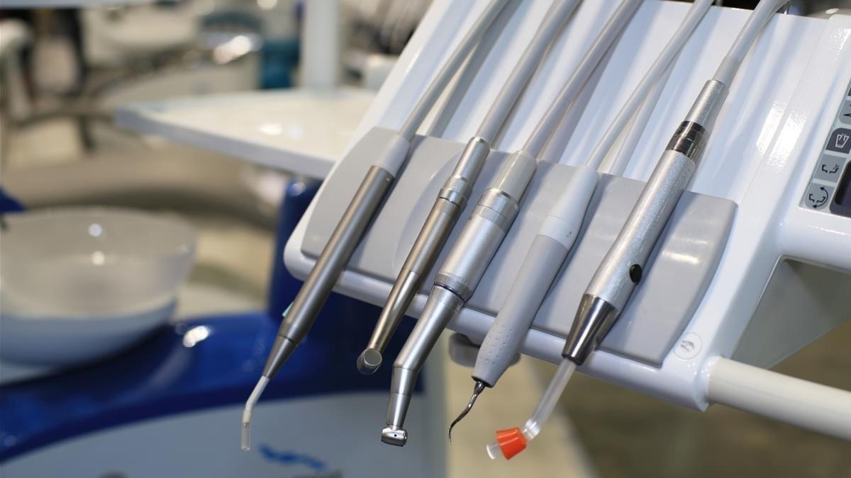 Instrumentos de un dentista.-EL PERIÓDICO