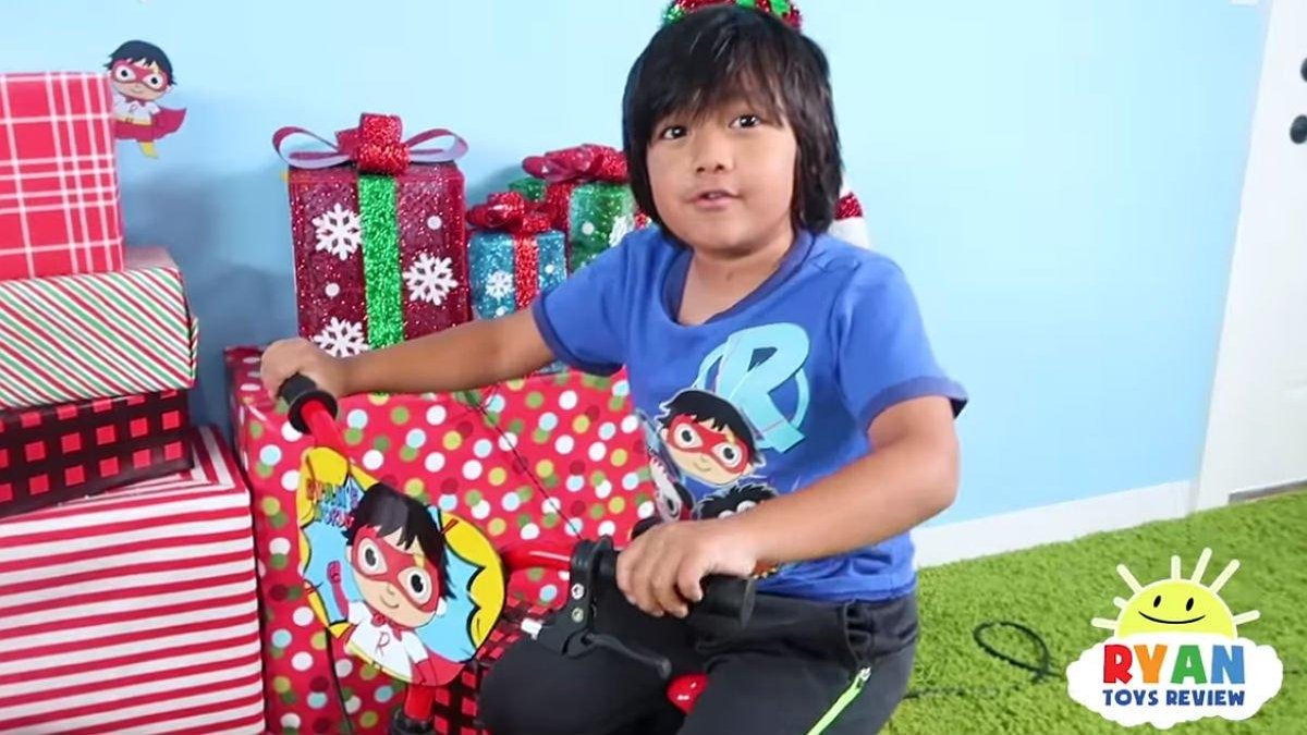 Ryan, que acaba de cumplir 7 añitos, es el youtuber que más ganó este 2018.-RYAN TOYSREVIEW